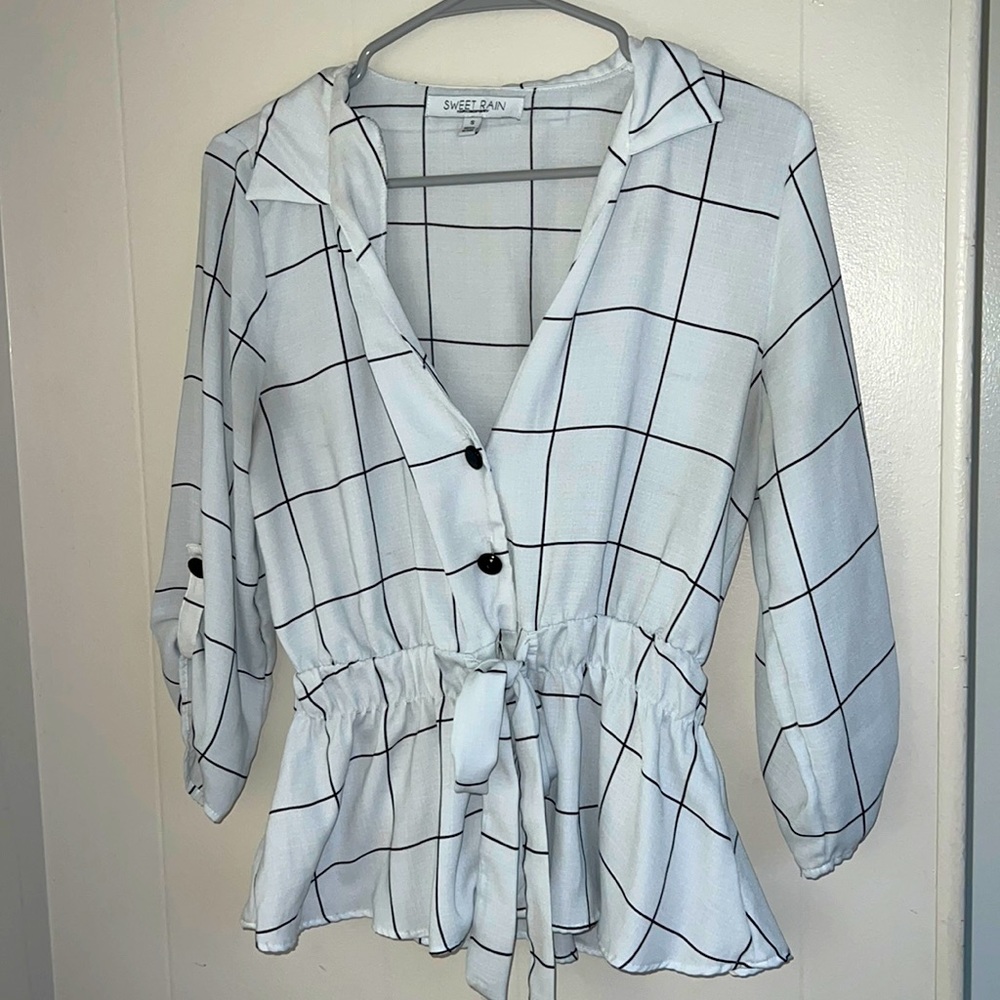 Black/White Blouse